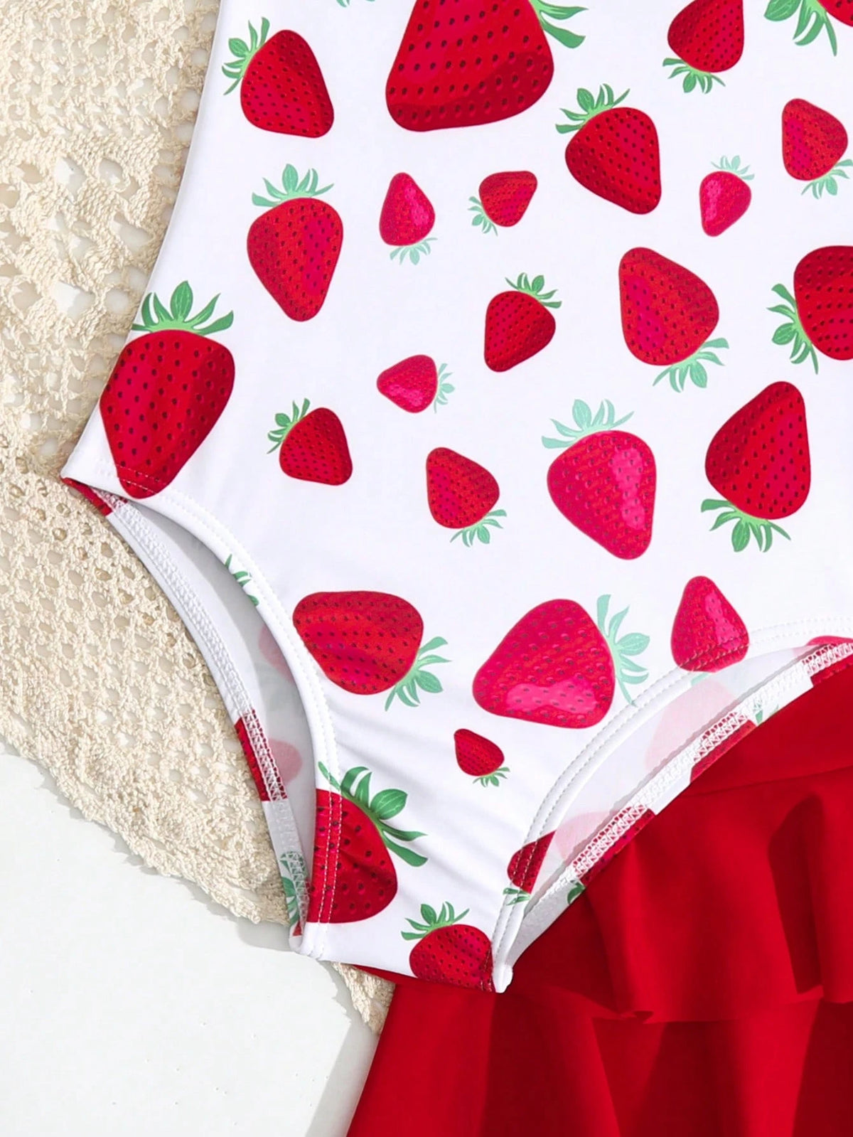 Young Girl One-Piece Swimsuit Set with Skirt, Cute Strawberry Print, Adjustable Shoulder Strap, Beach Summer Summer Holiday